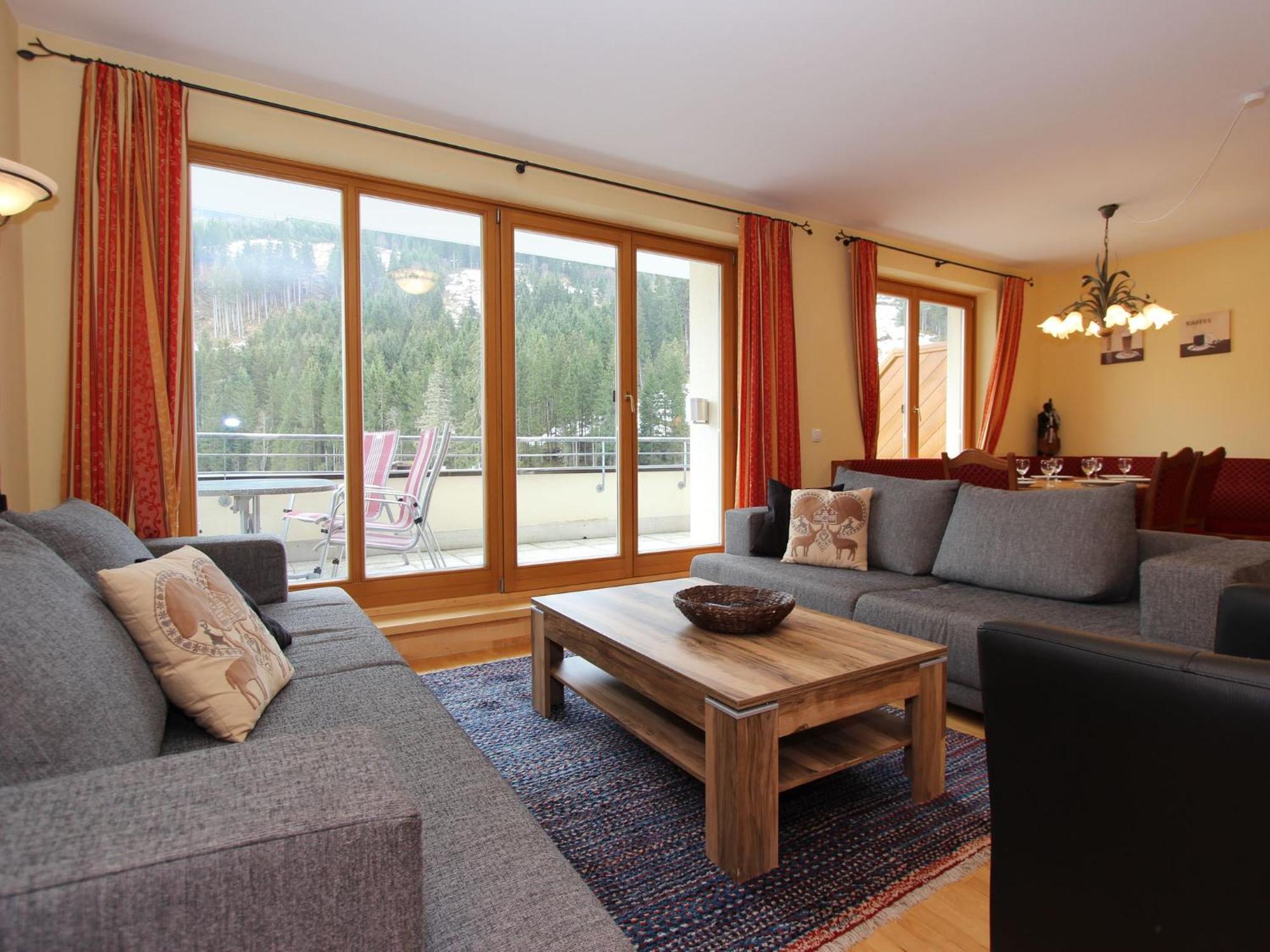 Chalet Apartment In Saalbach Hinterglemm Exterior photo